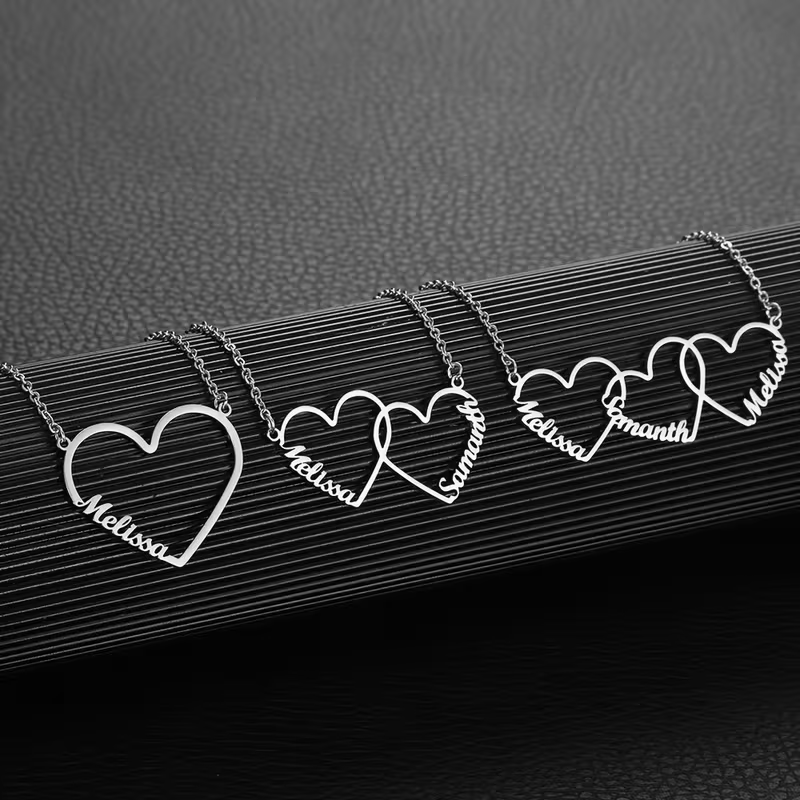 Women Fashion Names - Aangepaste in elkaar grijpende hartnaamketting gepersonaliseerde