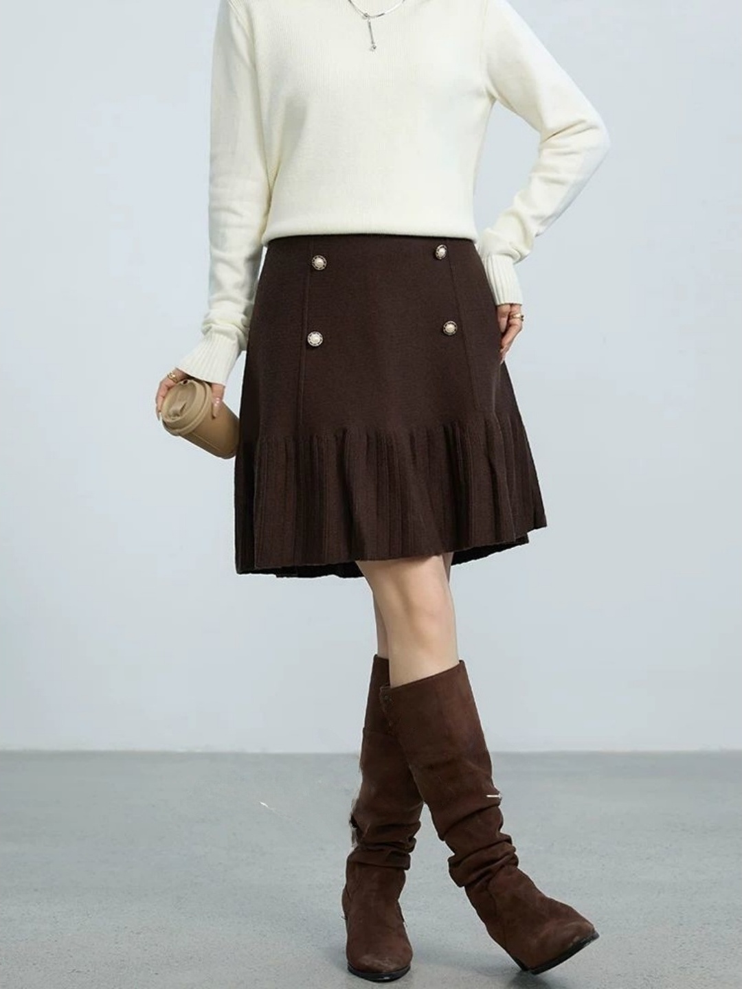 Women Fashion Over The Years - Plus size A-lijn rok met hoge